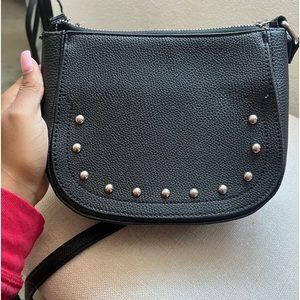 Nine West Black side or shoulder bag.